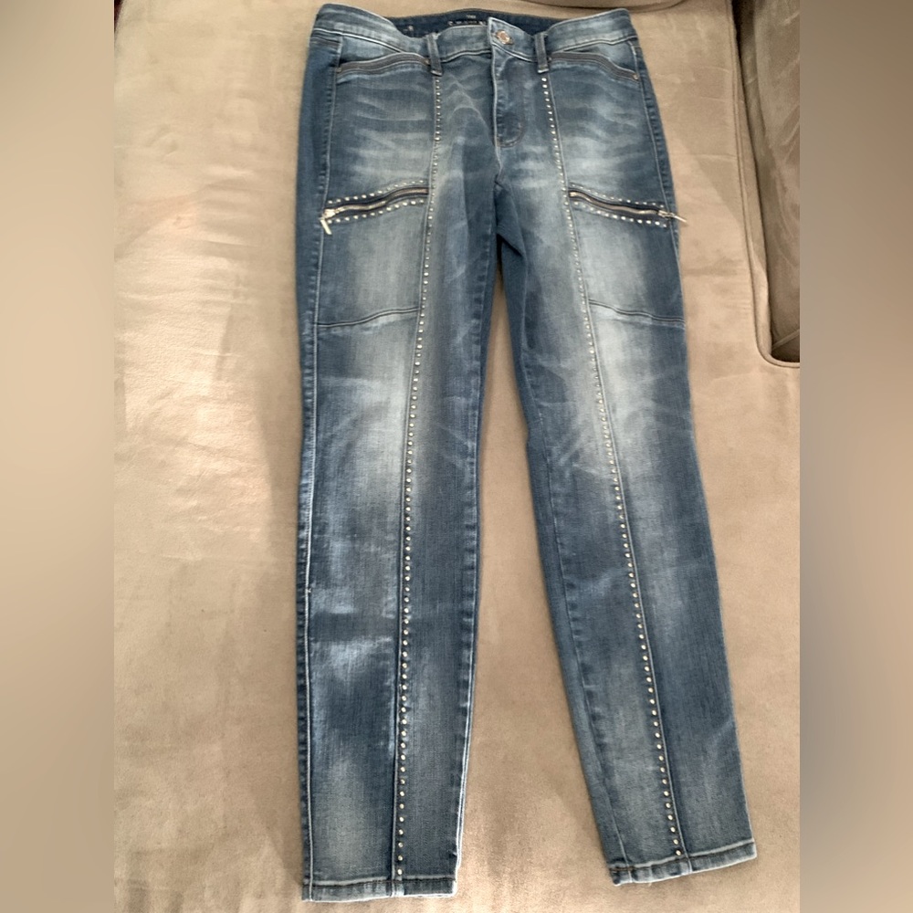 Pristine! WHBM Studded Skinny Jeans-sz 8